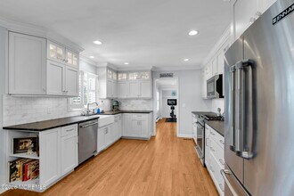 506 6th Ave in Spring Lake, NJ - Building Photo - Building Photo