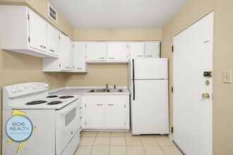 1213 34th Ave in Melrose Park, IL - Foto de edificio - Building Photo