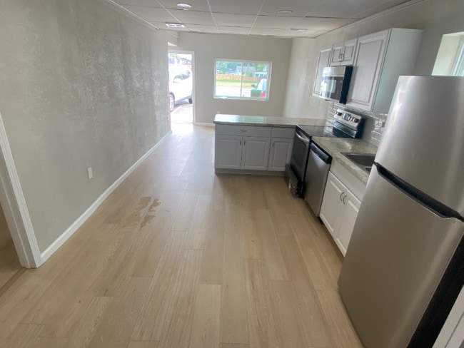 3301 Main St, Unit C in Moraine, OH - Building Photo - Building Photo