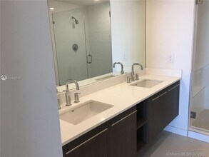 7875 NW 107th Ave, Unit 301 in Doral, FL - Building Photo - Building Photo