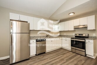 102 Lincoln St in Warner Robins, GA - Foto de edificio - Building Photo