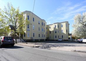 870 Moody St Apartamentos