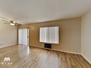 9550 Carroll Canyon Rd, Unit 240 in San Diego, CA - Building Photo - Building Photo