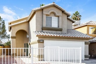 2435 Sunset Peak St in Las Vegas, NV - Building Photo - Building Photo
