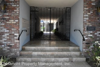 801 C Ave-Unit -Unit 11 in Coronado, CA - Building Photo - Building Photo