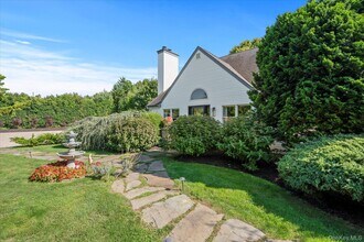 525 S Harbor Rd in Southold, NY - Building Photo - Building Photo