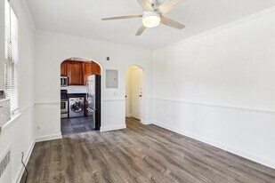 3028 Wisconsin Ave NW in Washington, DC - Building Photo