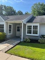 1447 Thornwood Dr, Unit 1447 in Mount Laurel, NJ - Building Photo