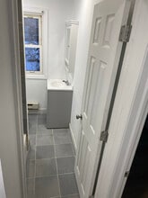 46 Bond St in Trenton, NJ - Building Photo - Building Photo