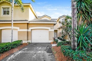 2500 Cordoba Bend in Weston, FL - Building Photo