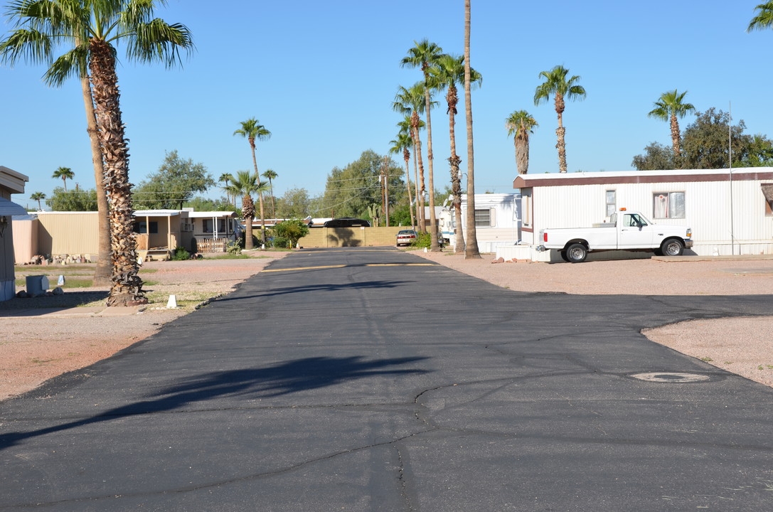 Arizona Sleets Mobile Home Park in Apache Junction, AZ - Building Photo