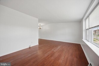 2514 Vista St in Philadelphia, PA - Building Photo - Building Photo