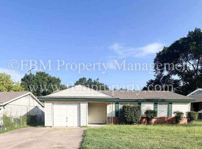 property at 1224 W Burnett St