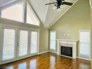 6760 Standifer Gap Rd in Chattanooga, TN - Foto de edificio - Building Photo