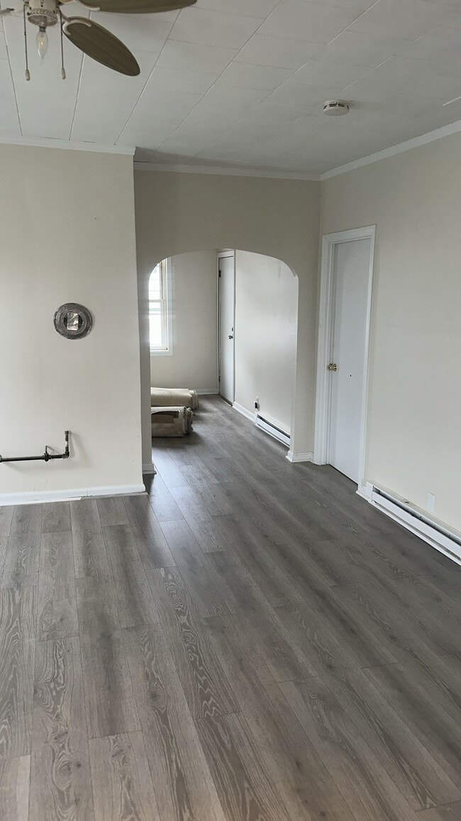 399 Alden St, Unit 2