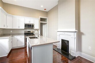 306 Whitney Ave. in New Orleans, LA - Building Photo - Building Photo