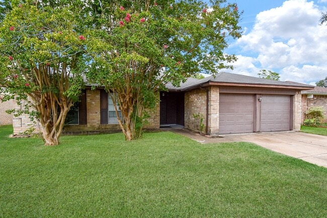 property at 2710 Sicklepod Dr