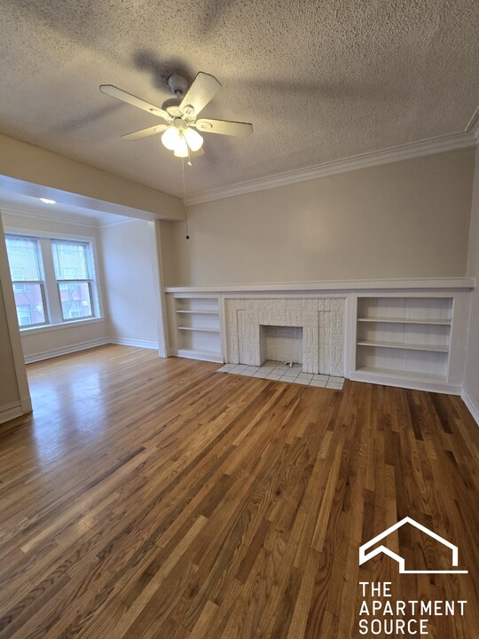 7511 N Greenview Ave in Chicago, IL - Building Photo