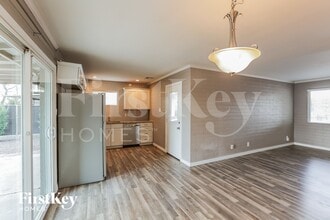 14832 N 35th Pl in Phoenix, AZ - Building Photo - Building Photo