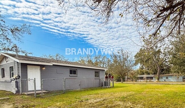 2002 Fairbanks St in Tampa, FL - Building Photo - Building Photo