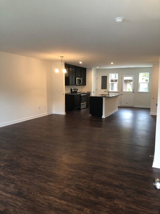 1335 Stone Rdg Pk Ter in Henrico, VA - Building Photo