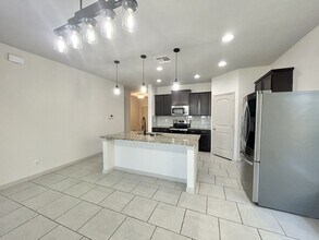 10302 Barbeque Bay in Converse, TX - Building Photo - Building Photo