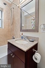 5407 9th St NW-Unit -308 in Washington, DC - Foto de edificio - Building Photo