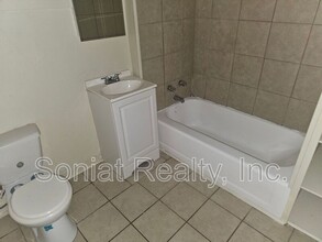 3201 Lafitte Ave in New Orleans, LA - Building Photo - Building Photo