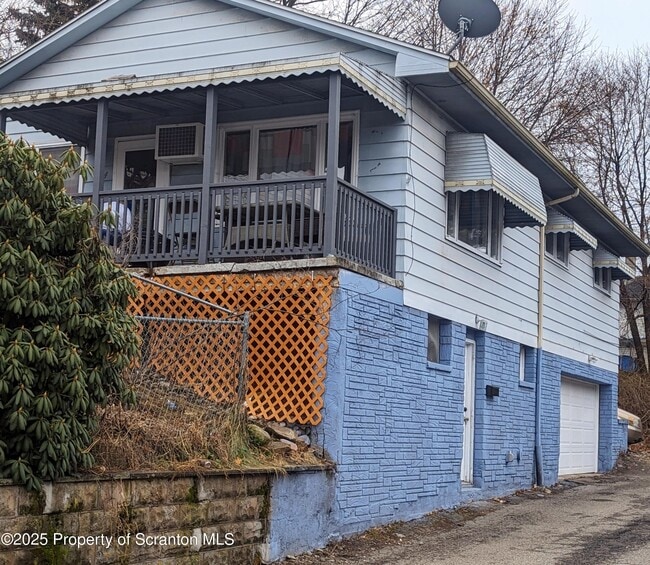 property at 414 Orchard St