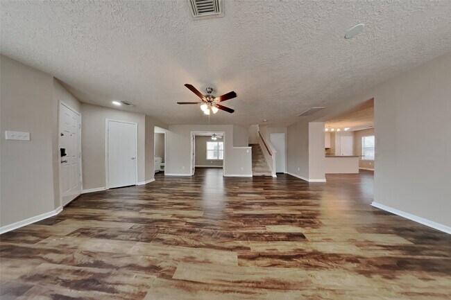 19210 Doves Landing Ave in Tomball, TX - Building Photo - Building Photo