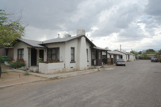 2611-2625 E Grant Rd in Tucson, AZ - Building Photo - Building Photo