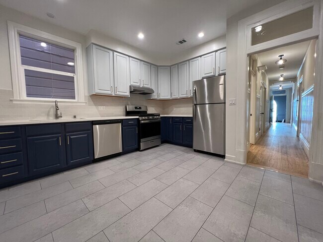 1033 Washington St in San Francisco, CA - Building Photo - Building Photo