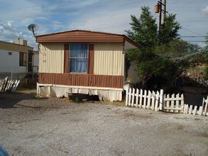 Mobile Home Park in El Paso, TX - Building Photo - Building Photo