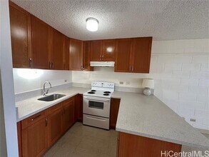 1419 Ernest St in Honolulu, HI - Building Photo - Building Photo