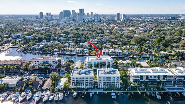 45 Hendricks Isle, Unit 404 in Fort Lauderdale, FL - Building Photo - Building Photo