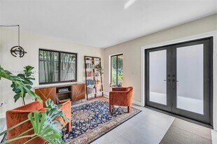 2965 SW 25th Ter in Miami, FL - Building Photo