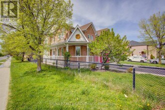 99 Monaco Ct in Brampton, ON - Building Photo - Building Photo