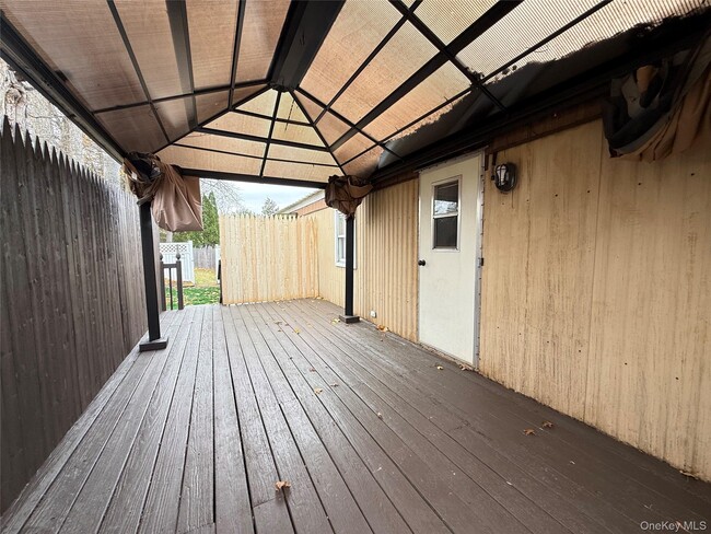 property at 349 W Main St