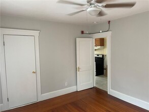 281 Mowry St-Unit -2 in Woonsocket, RI - Building Photo - Building Photo