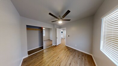 6105 Dorothy Dr in San Diego, CA - Building Photo - Building Photo