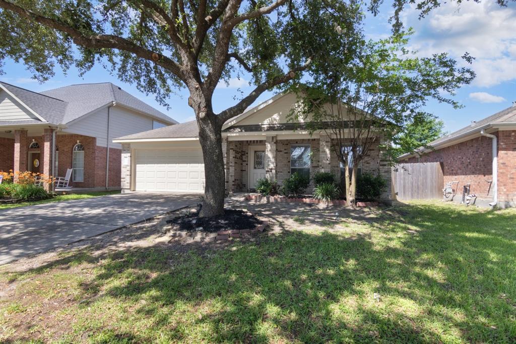 32350 Cross Spring Park Ln in Conroe, TX - Building Photo