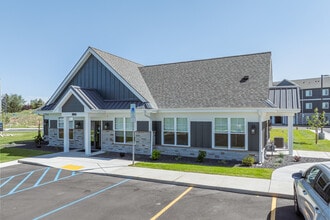 Tidewater Communities in Boardman, OR - Building Photo - Building Photo