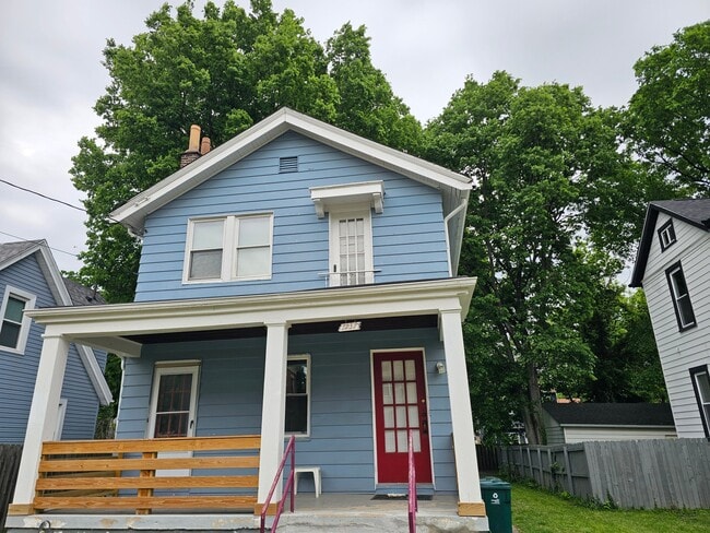 1232 Laidlaw Ave, Unit 1