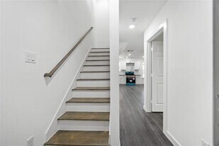 2310 Wavell St in Houston, TX - Building Photo