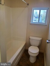 87 E Barber Ave in Woodbury, NJ - Building Photo - Building Photo