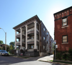 Armour View in Kansas City, MO - Foto de edificio - Building Photo