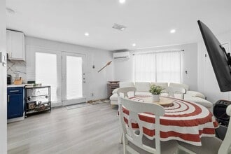 1902 Whitebead Trail in Austin, TX - Building Photo - Building Photo