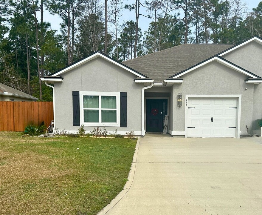 114 Gary Cir in St. Marys, GA - Building Photo