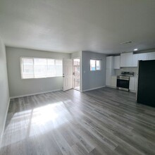 2900 Marlin Ave in Las Vegas, NV - Building Photo - Building Photo