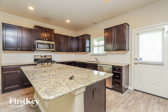13519 Pickett Canyon in San Antonio, TX - Building Photo - Building Photo